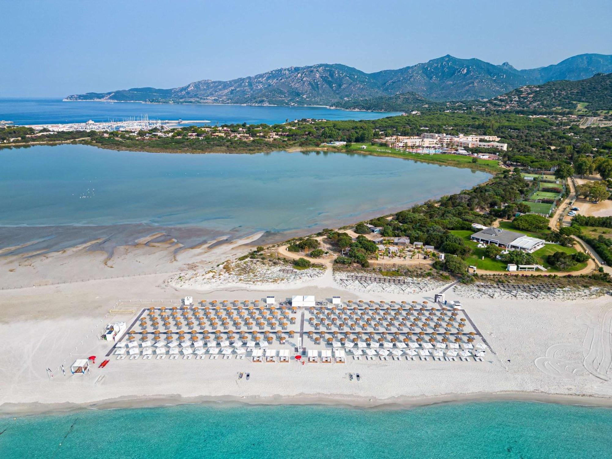 Hotel Pullman Timi Ama Sardegna Villasimius Esterno foto