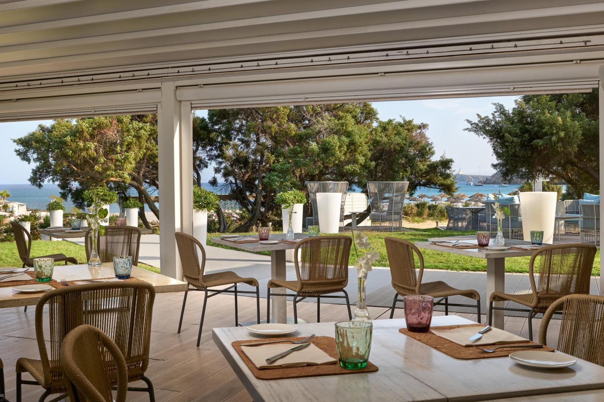 Hotel Pullman Timi Ama Sardegna Villasimius Esterno foto