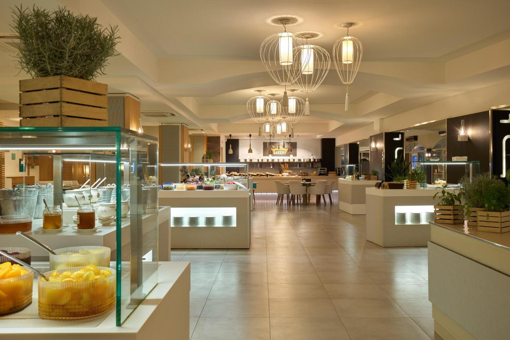 Hotel Pullman Timi Ama Sardegna Villasimius Esterno foto