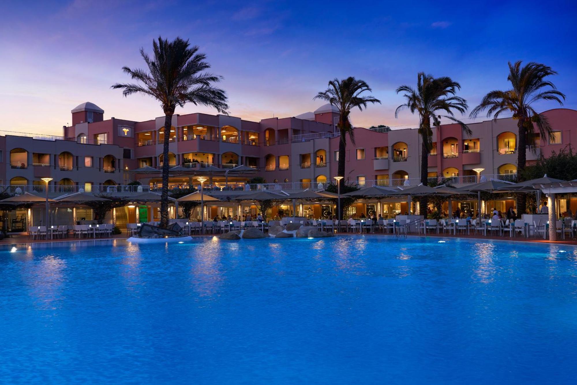 Hotel Pullman Timi Ama Sardegna Villasimius Esterno foto