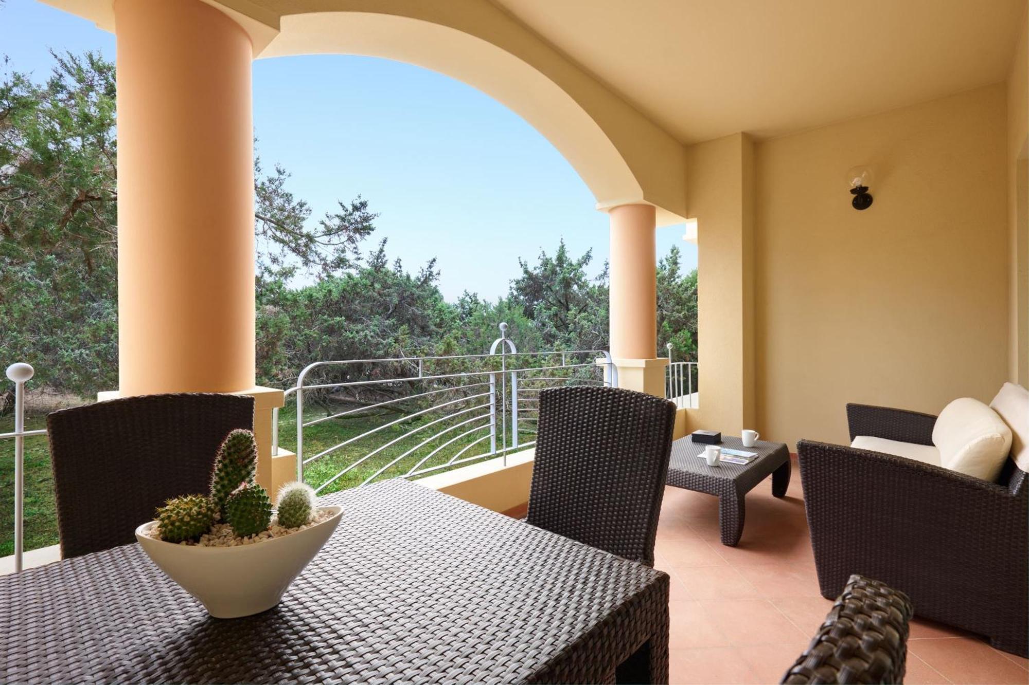 Hotel Pullman Timi Ama Sardegna Villasimius Esterno foto