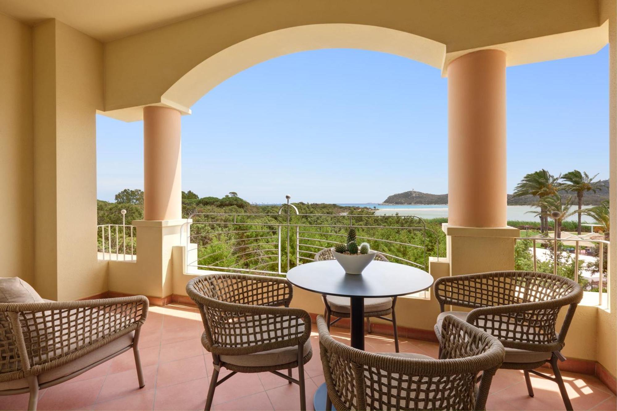 Hotel Pullman Timi Ama Sardegna Villasimius Esterno foto