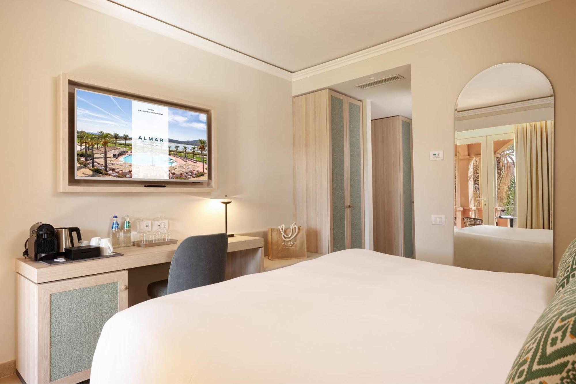 Hotel Pullman Timi Ama Sardegna Villasimius Esterno foto