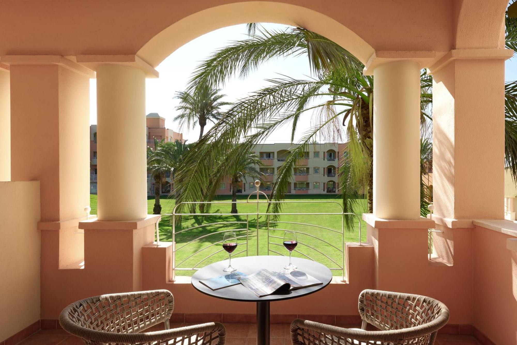 Hotel Pullman Timi Ama Sardegna Villasimius Esterno foto